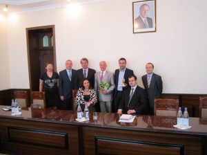 травень 2013 візит делегації НФаУ до Азербайджану  10